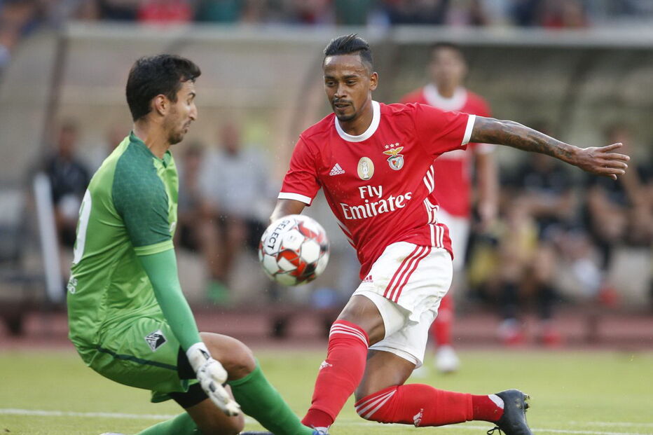 Benfica esmaga Académica no jogo de pré-época em Coimbra