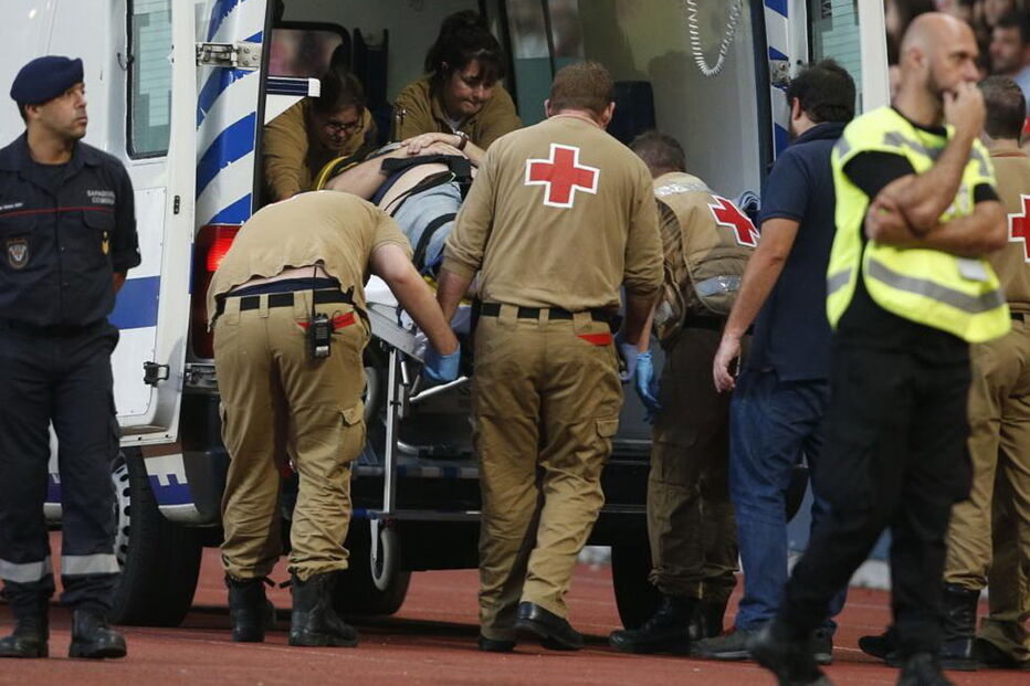 Benfica emite nota sobre adepto hospitalizado após confusão em Coimbra