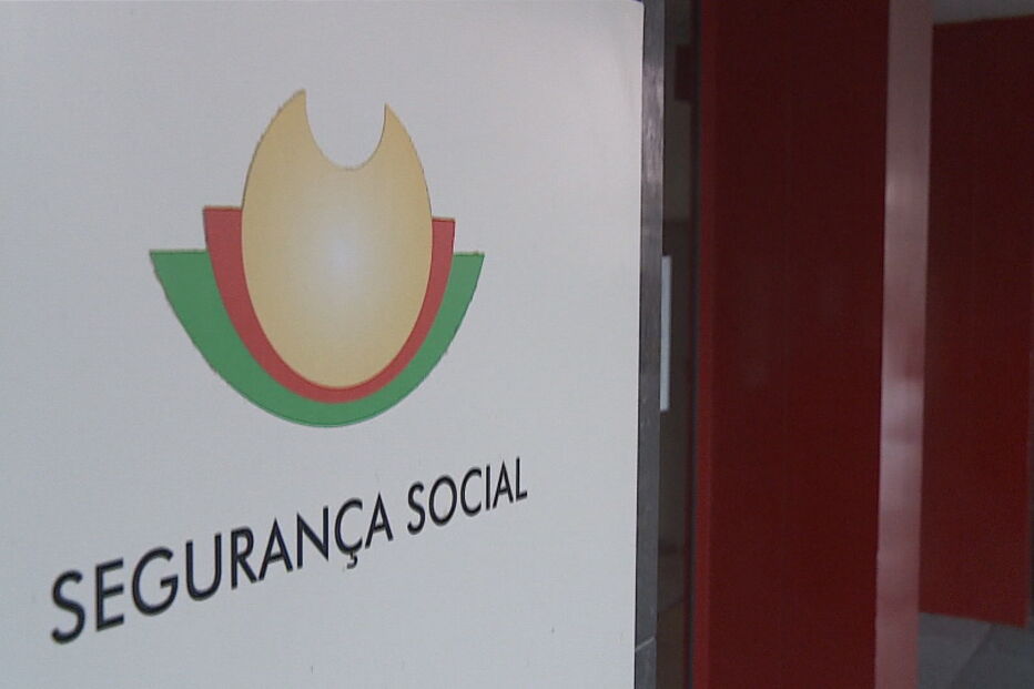 Governo deixa duas opções para Função Pública aceder à reforma antecipada