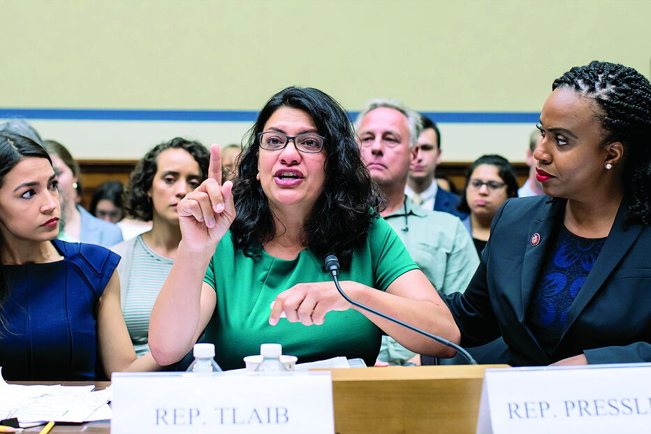 Alexandria Ocasio-Cortez, Rashida Tlaib e Ayanna Pressley foram alvo de ataque racista do presidente Trump, que as mandou “voltar para os seus países” apesar de todas terem nascido nos EUA