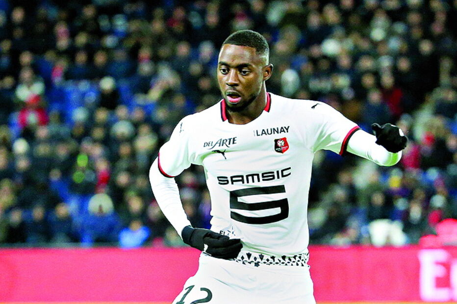 Léa-Siliki tem 23 anos e joga no Rennes 