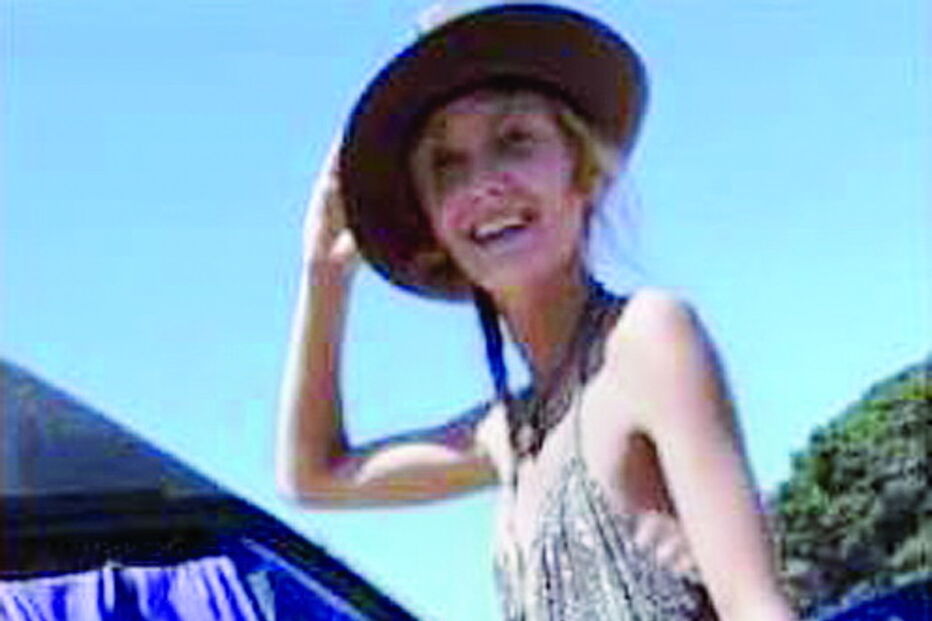 Julia Weinert tem 28 anos    