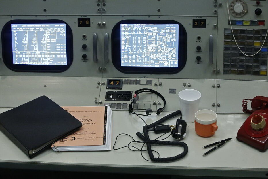 Sala de controlo da NASA continua igual passados 50 anos da chegada à Lua