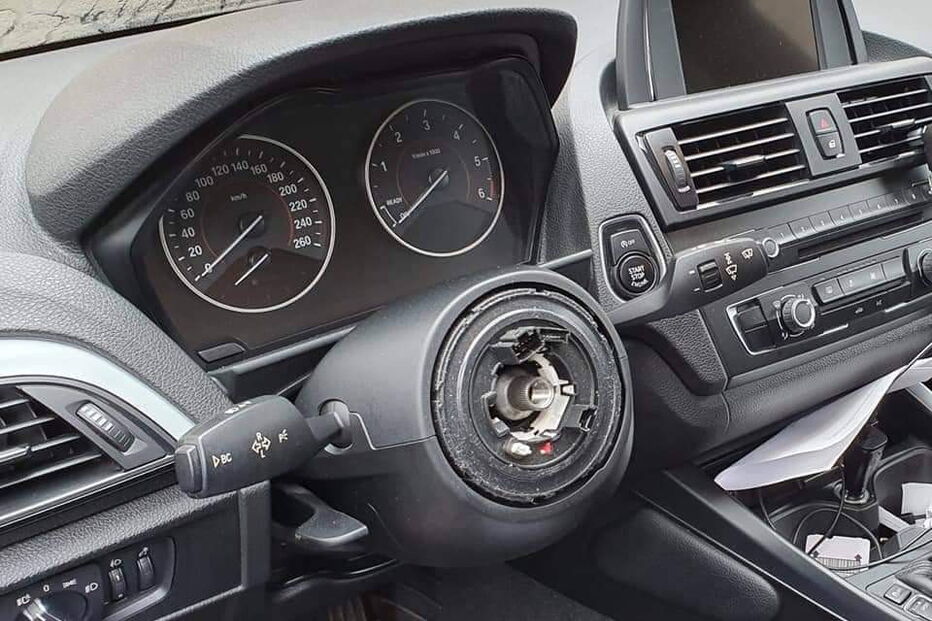 Vários carros assaltados e vandalizados em Vila Nova de Gaia