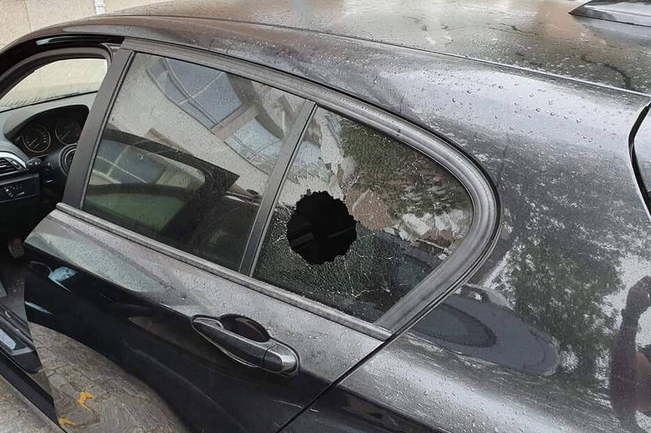 Vários carros assaltados e vandalizados em Vila Nova de Gaia