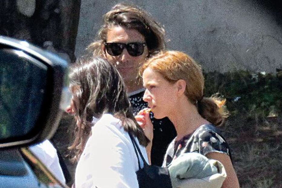 Margarida Vila-Nova presta última homenagem ao pai