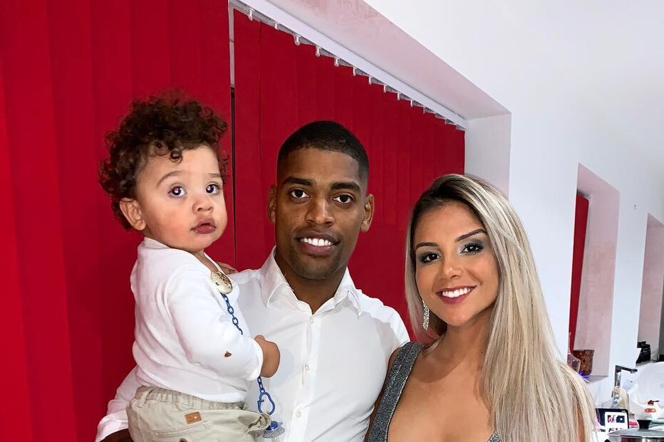 Casal vive junto em Inglaterra 