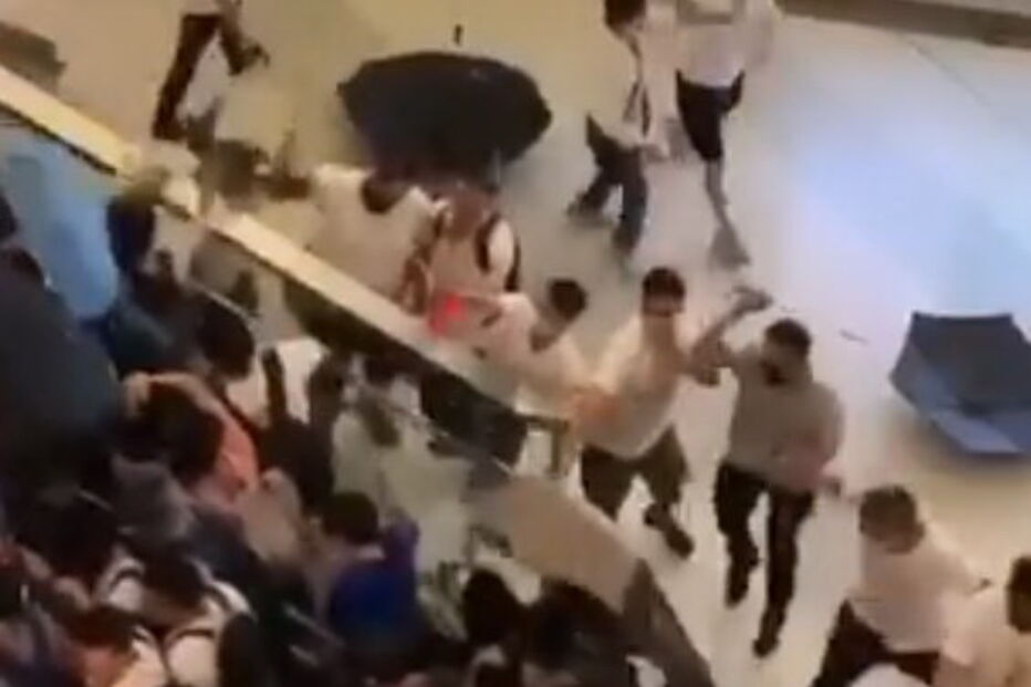 Protestos dos manifestantes antigovernamentais em Hong Kong