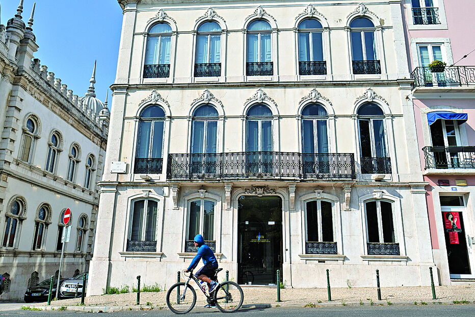 Instituto Superior de Comunicação Empresarial está localizado em Lisboa. Já não volta a abrir portas 