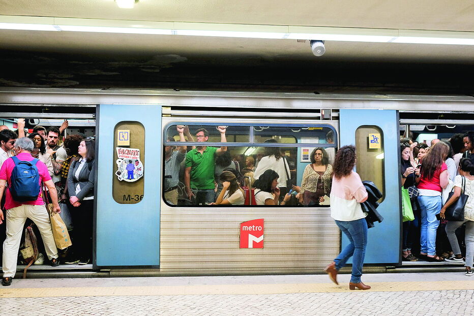 Os novos passes vão permitir às famílias poupar: não há limite de número de cartões atribuídos a cada agregado