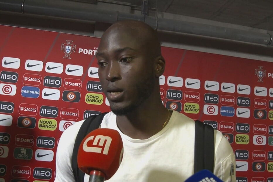 'Não tens categoria para ser capitão': Sérgio Conceição diz a Danilo para 'fazer as malas'