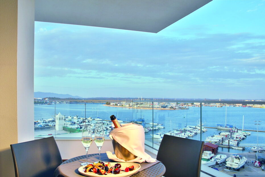 Jupiter Marina Hotel Couples & SPA, em Portimão