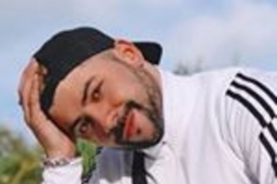 Youtuber Hugo Strada