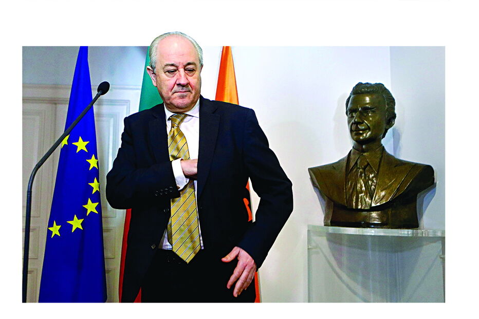 Líder do PSD atacado pelas opções pouco consensuais 