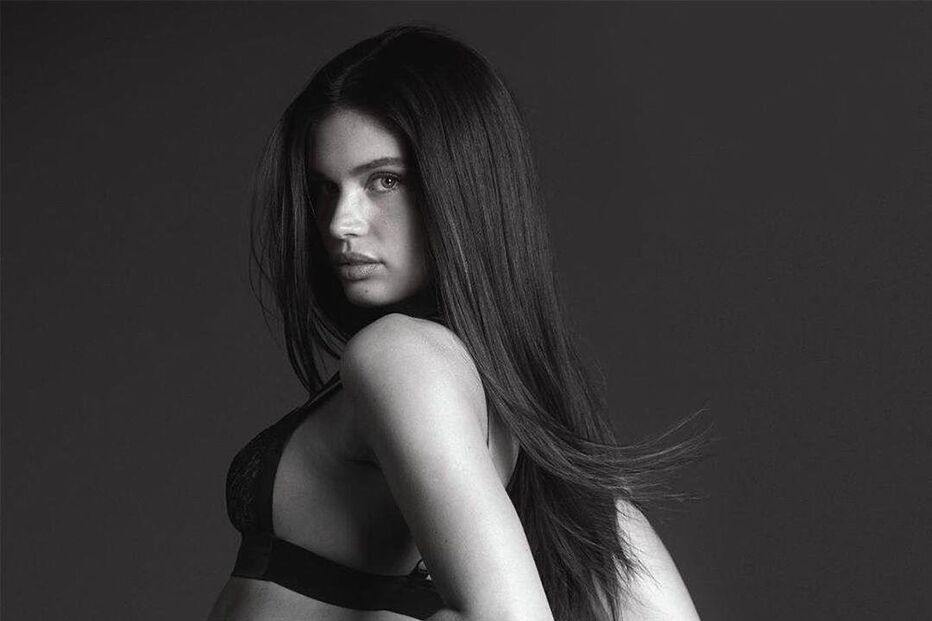 Sara Sampaio posou com as novas peças