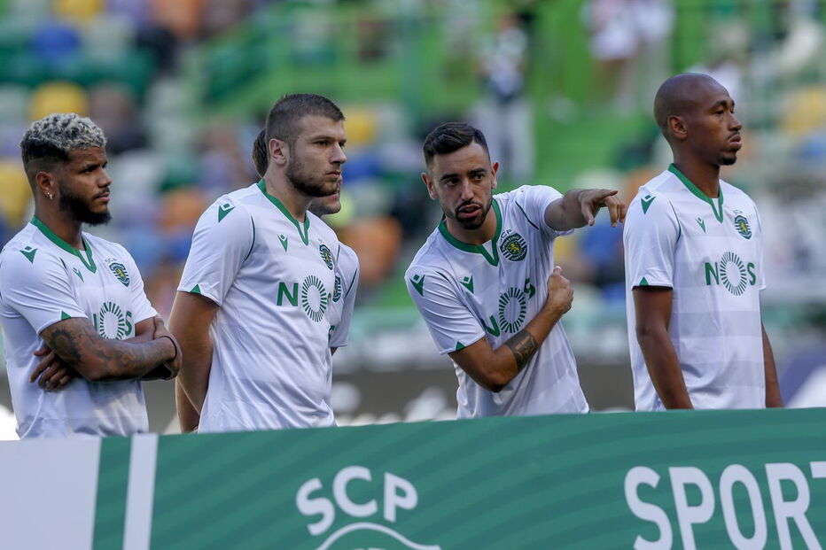 Sporting - Valencia em jogo de apresentação aos sócios e disputa do Troféu Cinco Violinos, em Alvalade 