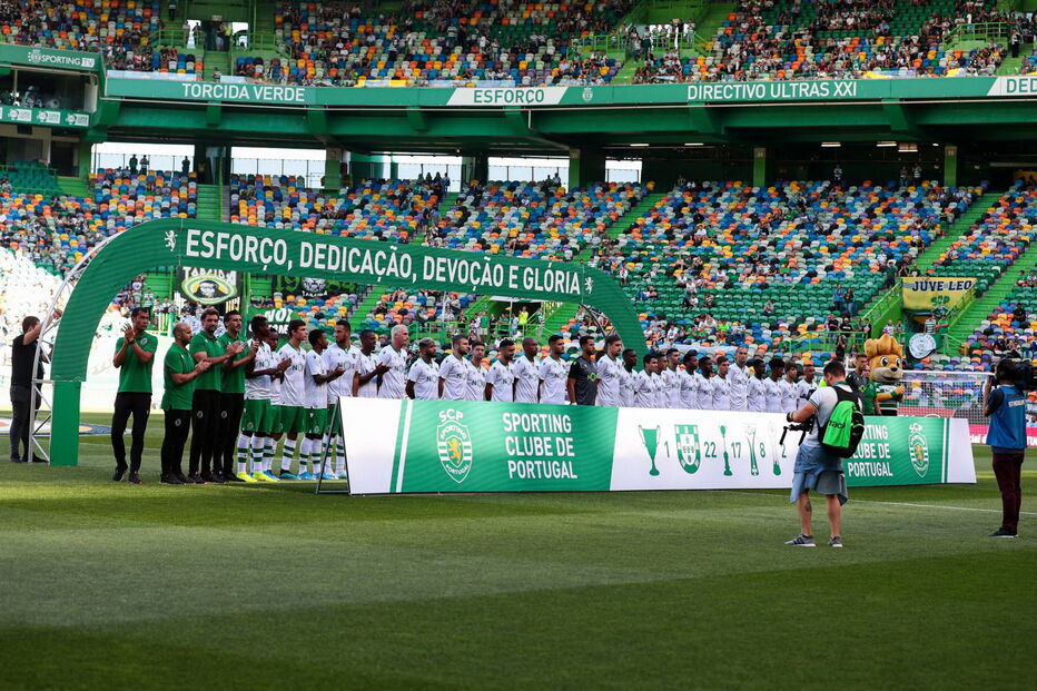 Sporting - Valencia em jogo de apresentação aos sócios e disputa do Troféu Cinco Violinos, em Alvalade 