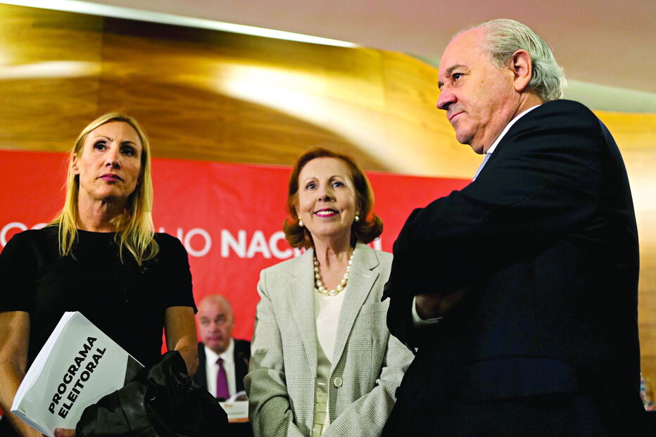 Rui Rio enfrentou um conselho nacional agitado que aprovou as listas para  as eleições Legislativas     