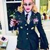 Madonna abandonada por namorado de 25 anos anos 