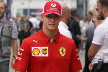 Filho de Michael Schumacher conquista primeira vitória na Fórmula 2