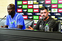 Danilo Pereira e Sérgio Conceição lado a lado na conferência de imprensa