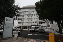 Dois feridos em incêndio no Hospital de Santa Cruz