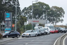 Greve dos motoristas assusta portugueses e leva a longas filas nos postos de abastecimento
