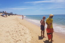 Praia de Faro interdita a banhos