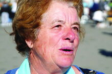 Maria Rosa Aniceto, de 66 anos, já fez dez peregrinações a pé