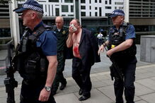Homem esfaqueado na cara em Londres
