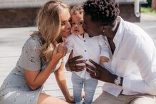 Éder com a mulher e o filho