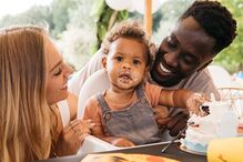 Éder com a mulher e o filho