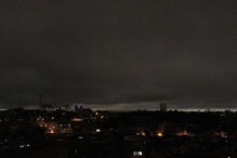 Incêndios na Amazónia fazem cair a noite em São Paulo às 15h00