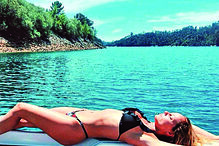 Nas redes sociais tem partilhado diversas imagens das suas férias de verão 