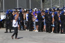 Adeptos do FC Porto chegam ao Estádio da Luz