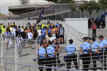 Adeptos do FC Porto chegam ao Estádio da Luz