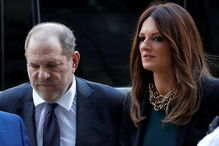 Novas acusações de assédio sexual adiam julgamento de Harvey Weinstein