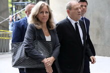 Novas acusações de assédio sexual adiam julgamento de Harvey Weinstein