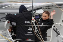 Greta Thunberg chega a Nova Iorque após viagem alternativa