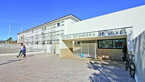 Escola Secundária de Silves reúne alunos nos 100 anos da Instituição