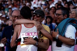 Carlos Lopes, o herói de ouro em Los Angeles. Campeão Olímpico em 1984