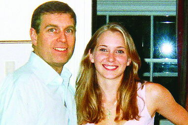 André com Virginia Giuffre numa das festas de Epstein 