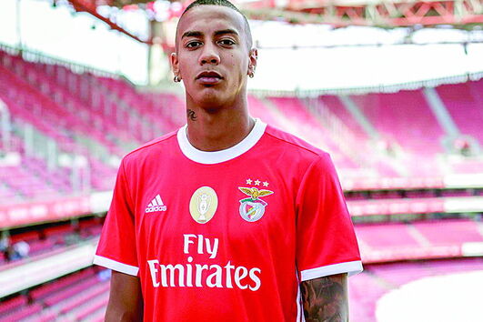 Jhonder Cádiz, de 24 anos, não faz parte das contas de Bruno Lage