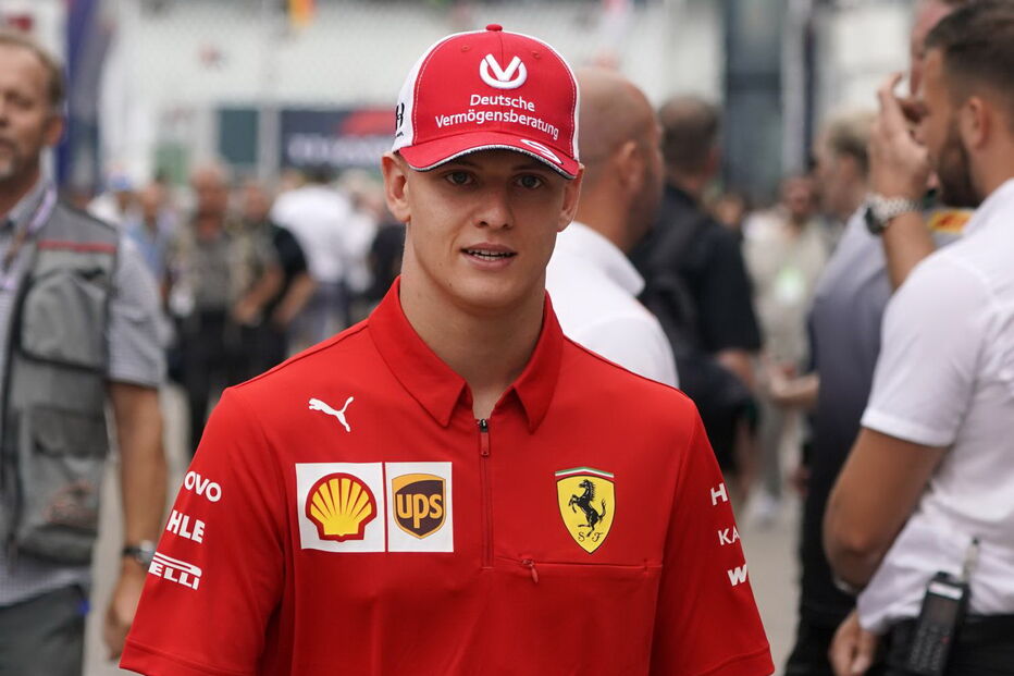 Filho de Michael Schumacher conquista primeira vitória na Fórmula 2