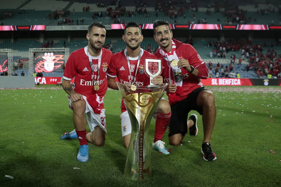 Benfica conquista a oitava Supertaça