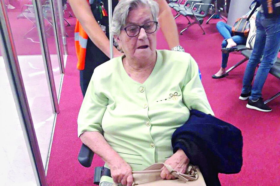 Maria Ferreira foi esquecida pela tripulação num avião da Transavia  