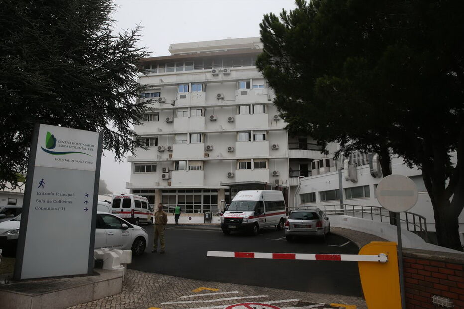 Dois feridos em incêndio no Hospital de Santa Cruz