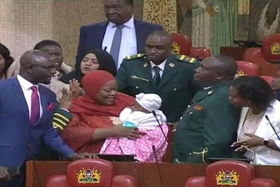 Deputada leva filha de cinco meses para o parlamento e é expulsa no Quénia