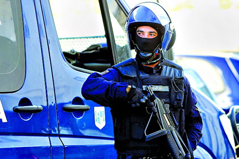 Agente do Corpo de Intervenção