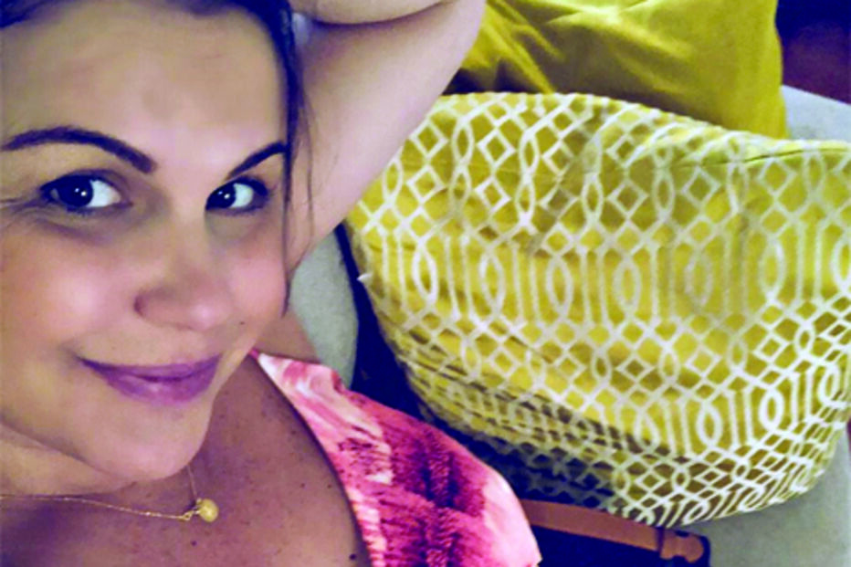 Katia Aveiro está grávida do terceiro filho 